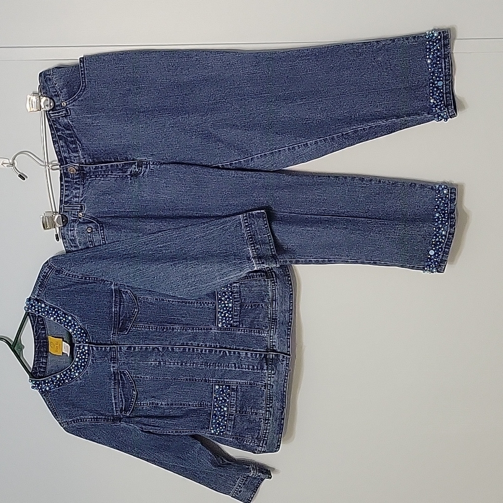 Women's Blue Denim Jacket & Crop Pants 2 PC Embellished Ruby Rd. Size 12P & M